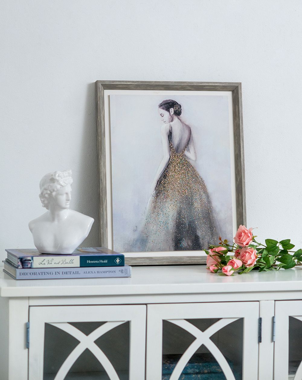 17" x 21" Feminine Figure Wall Art, Wall Decor for Living Room Dining Room Office Bedroom